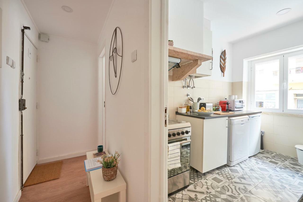 Belem Light Filled Apartment, By Timecooler Lisbon Exterior photo