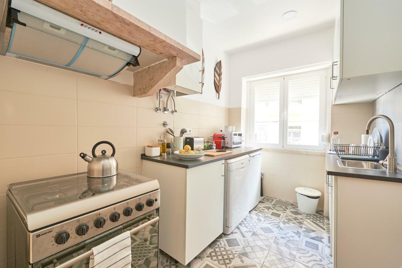 Belem Light Filled Apartment, By Timecooler Lisbon Exterior photo
